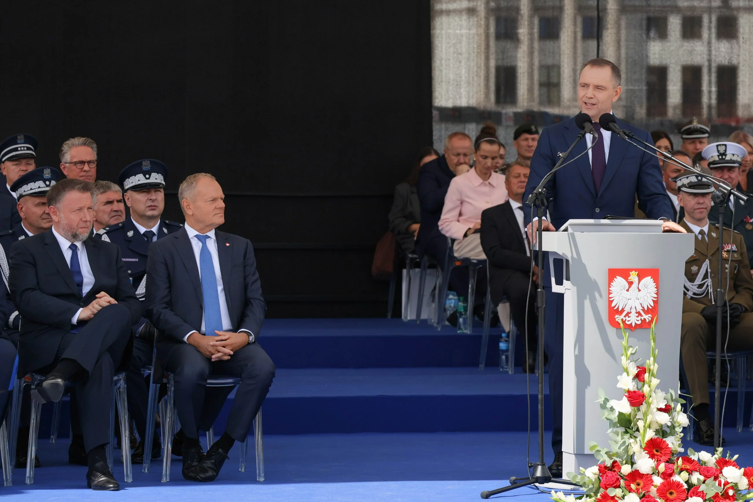 Prezydent Karol Nawrocki i premier Donald Tusk podczas Święta Policji