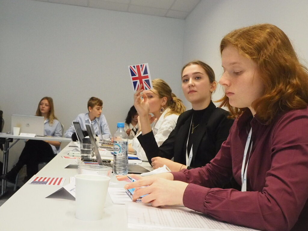 UN deliberations in Warsaw?  The youth organized a simulation
