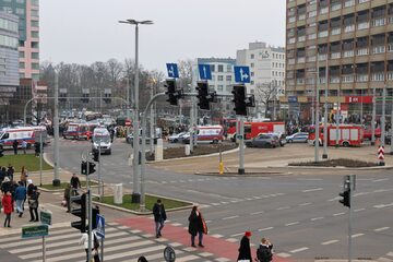 Szczecin, 01.03.2024. Miejsce wypadku na Placu Rodła w Szczecinie