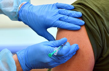 Szczepienie przeciwko koronawirusowi, zdjęcie ilustracyjne