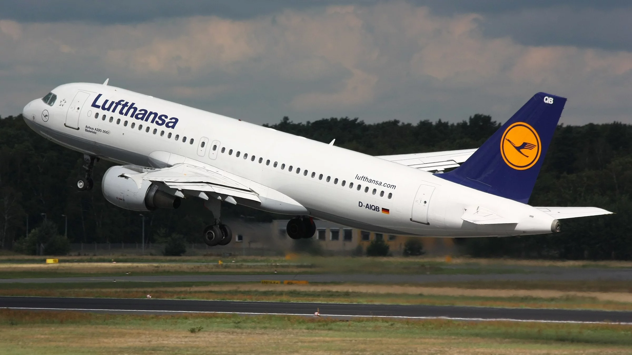 Samolot Airbus A320 linii Lufthansa