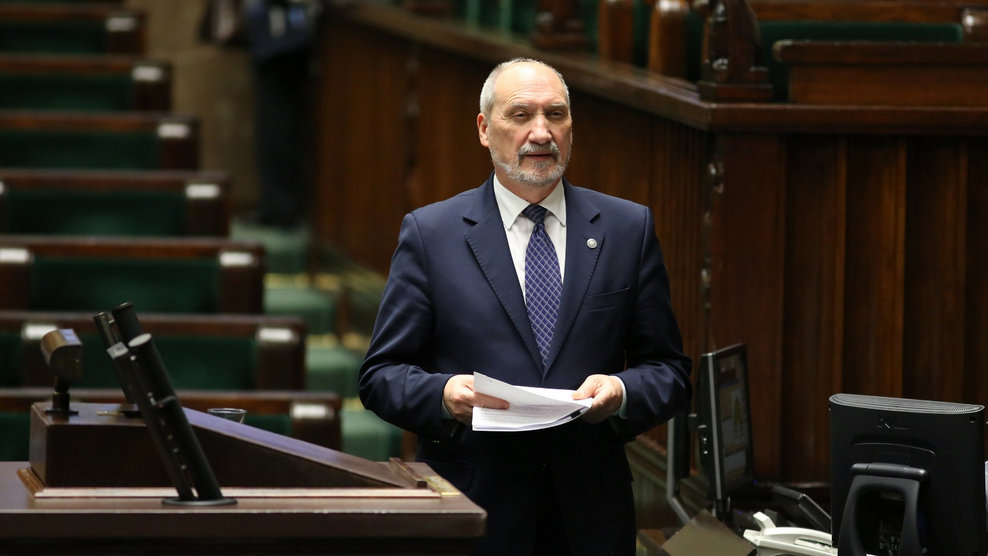 Antoni Macierewicz, szef MON