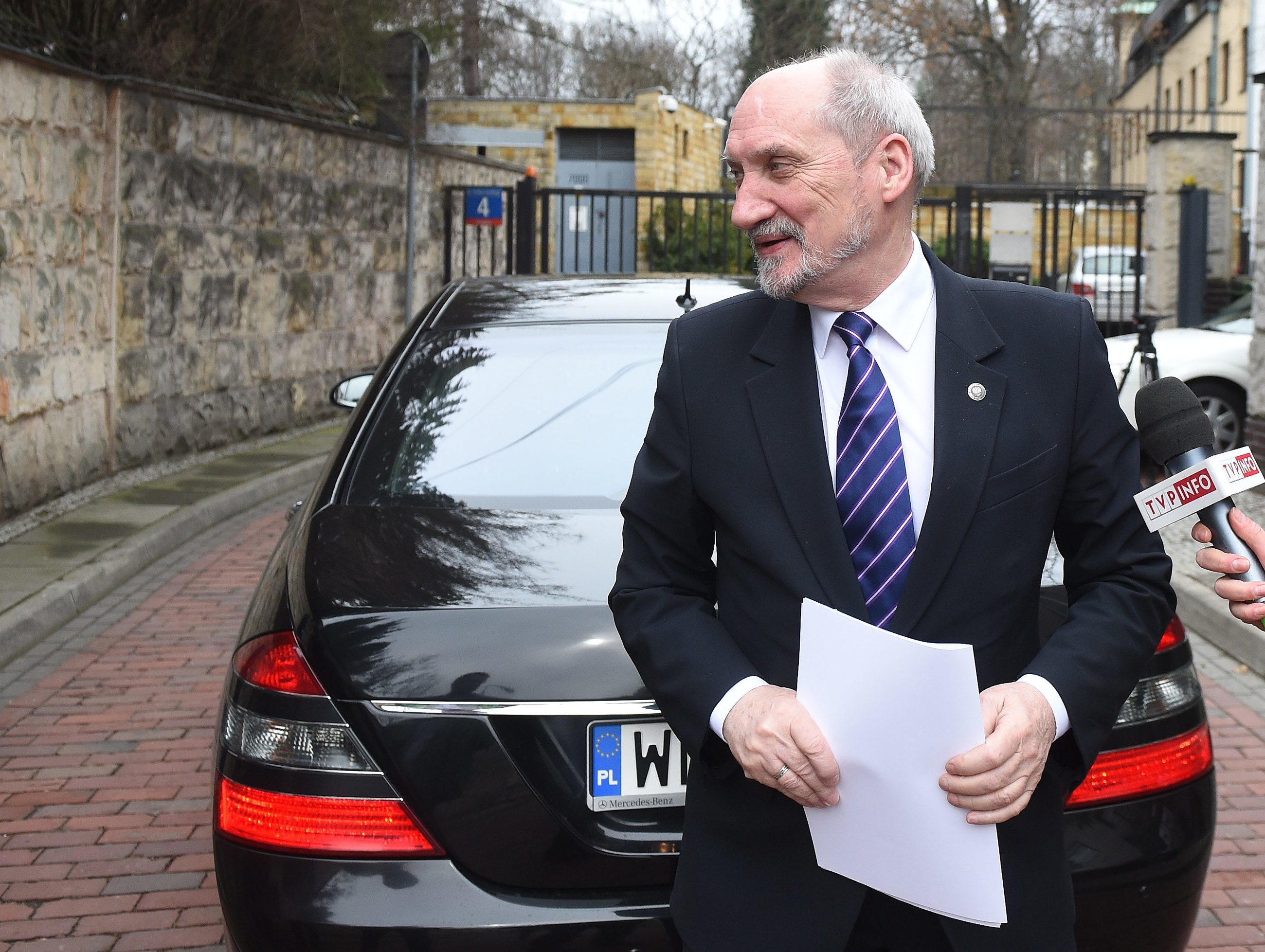 Antoni Macierewicz, szef MON