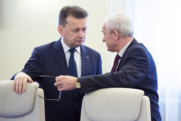 Szef MSWiA Mariusz Błaszczak na posiedzeniu rządu