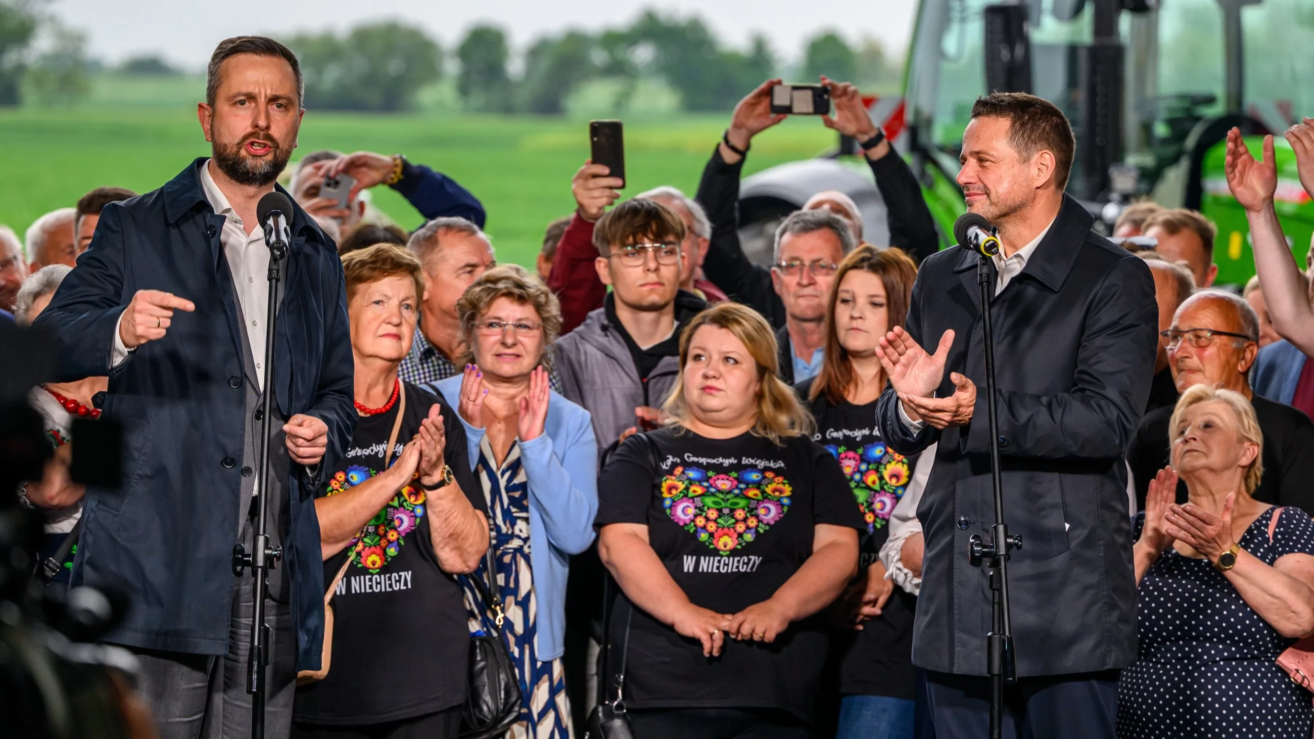 Szef PSL i Trzaskowski przekonują: Kochamy polską wieś, ziemię, rolnictwo, nasze tradycje