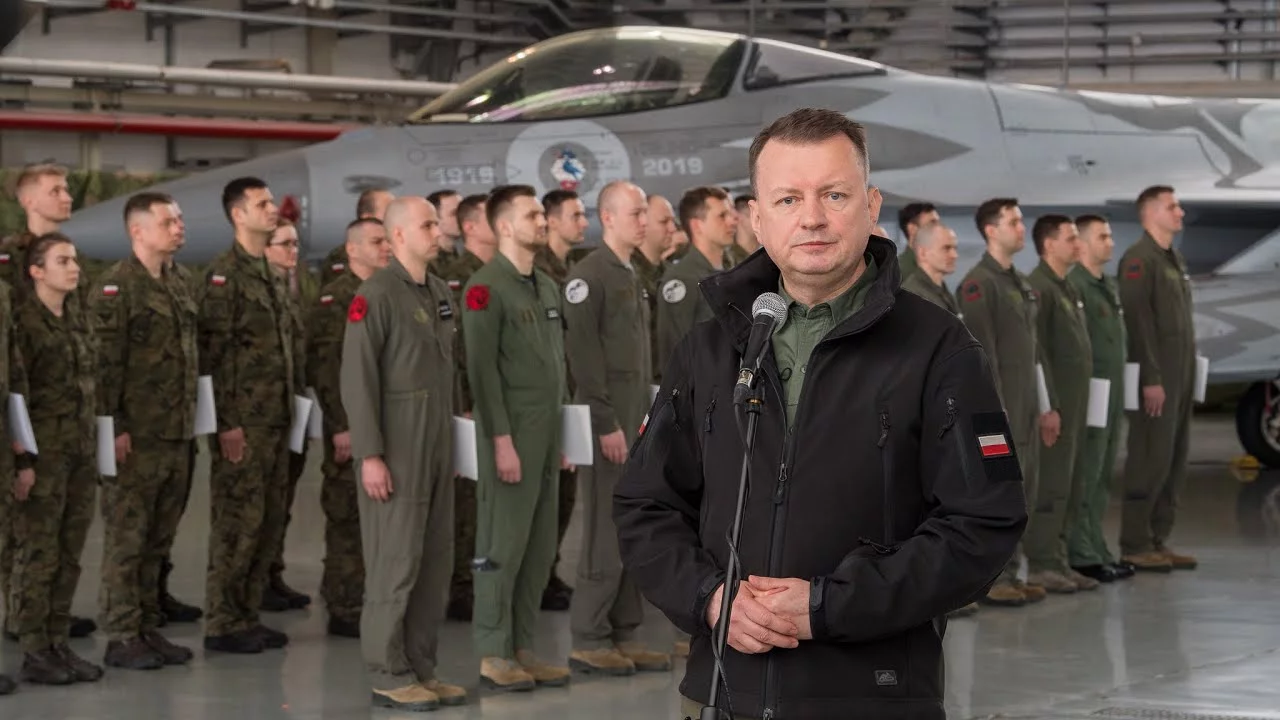 Wicepremier, szef MON Mariusz Błaszczak