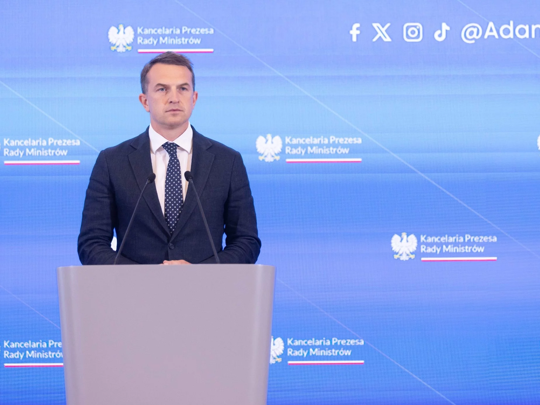 Rzecznik rządu Adam Szłapka