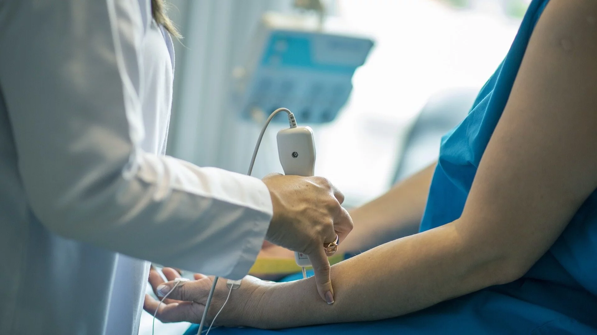 "Kontrowersyjne kryteria". Szpital onkologiczny nie dostał środków z KPO