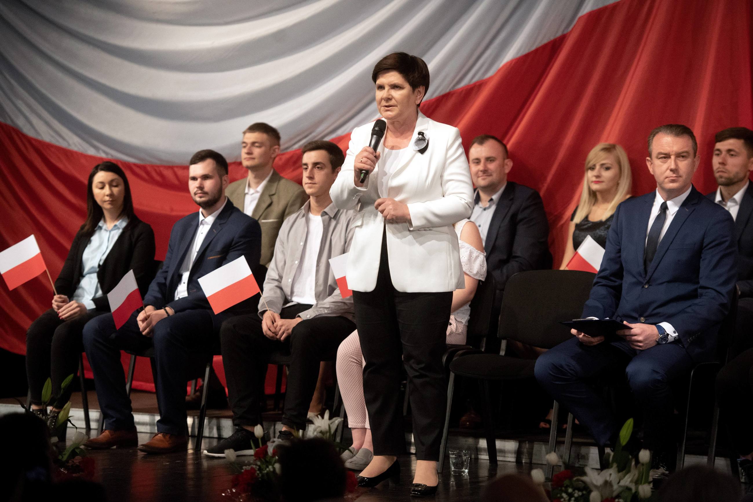 Wicepremier Beata Szydło podczas spotkania z mieszkańcami Kutna
