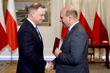 Szymon Szynkowski vel Sęk został powołanym przez Andrzeja Dudę na ministra ds. Unii Europejskiej w KPRM.