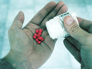 Tabletki, zdjęcie ilustracyjne
