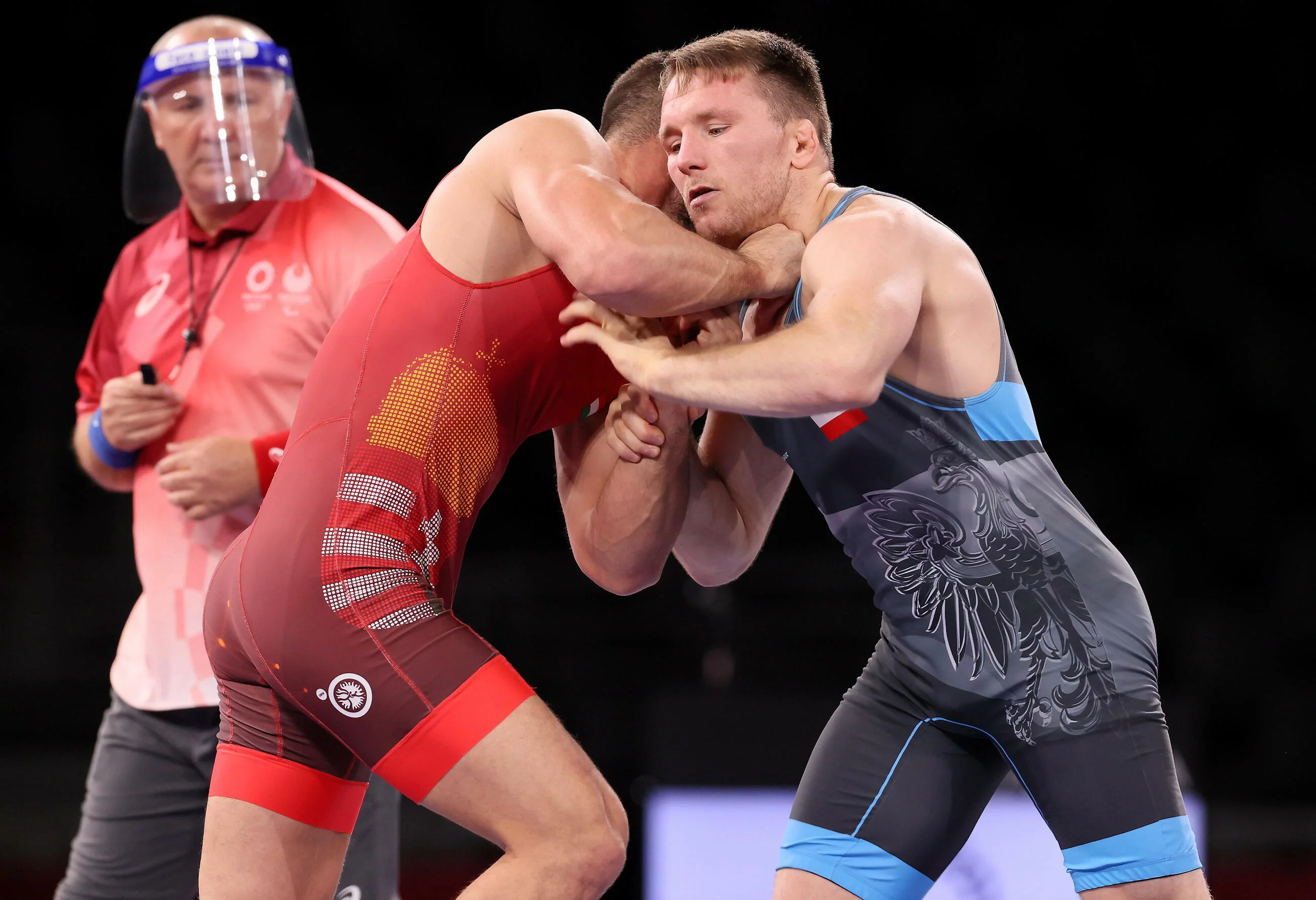 Tadeusz Michalik (z prawej) podczas igrzysk olimpijskich w Tokio