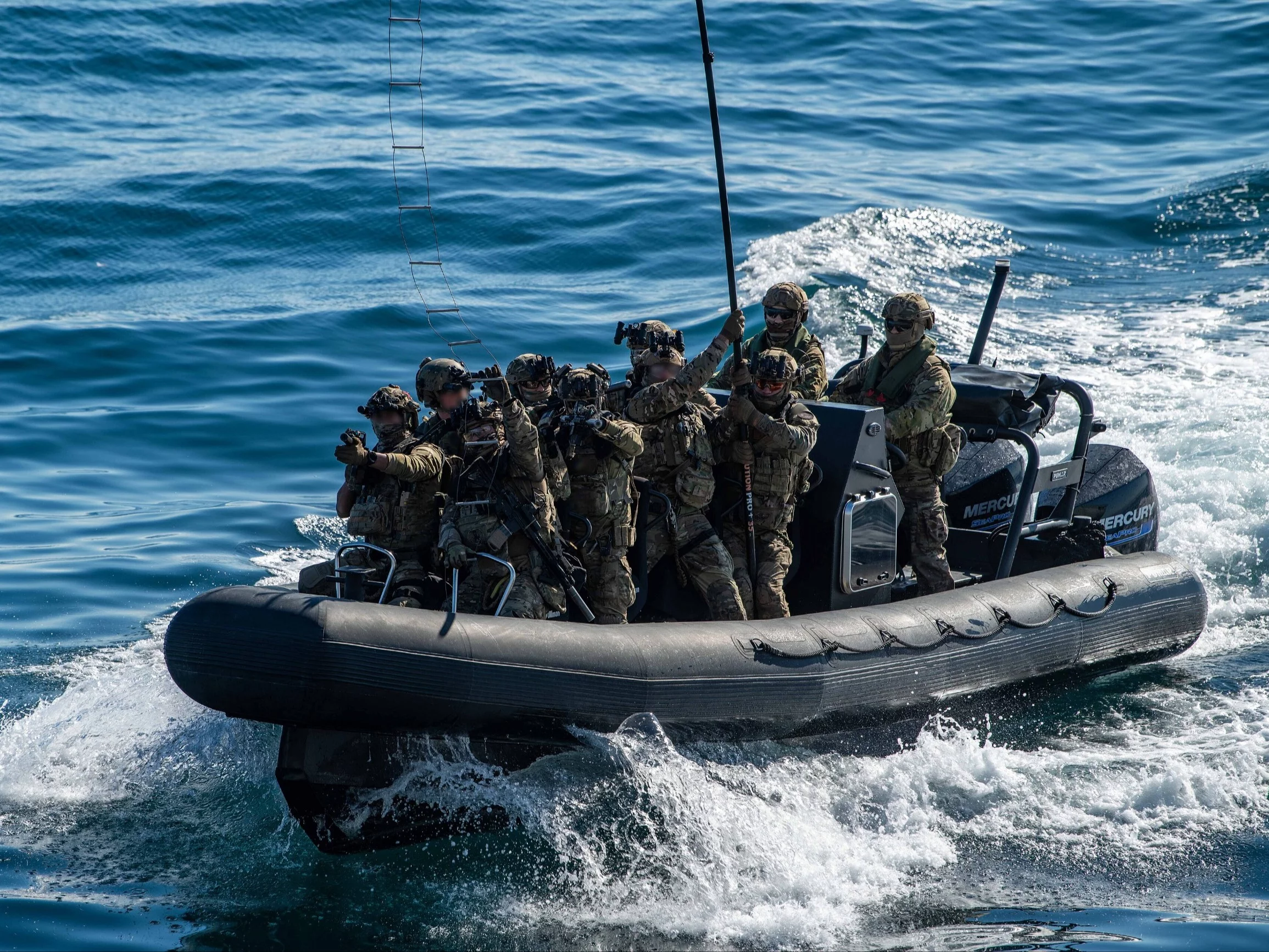 Żołnierze Navy SEALs, zdjęcie ilustracyjne