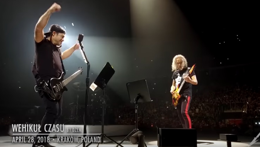 Muzycy Metallici podczas koncertu w Krakowie