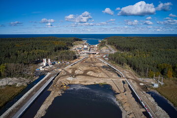 Teren budowy kanału żeglugowego na Mierzei Wiślanej w miejscowości Skowronki