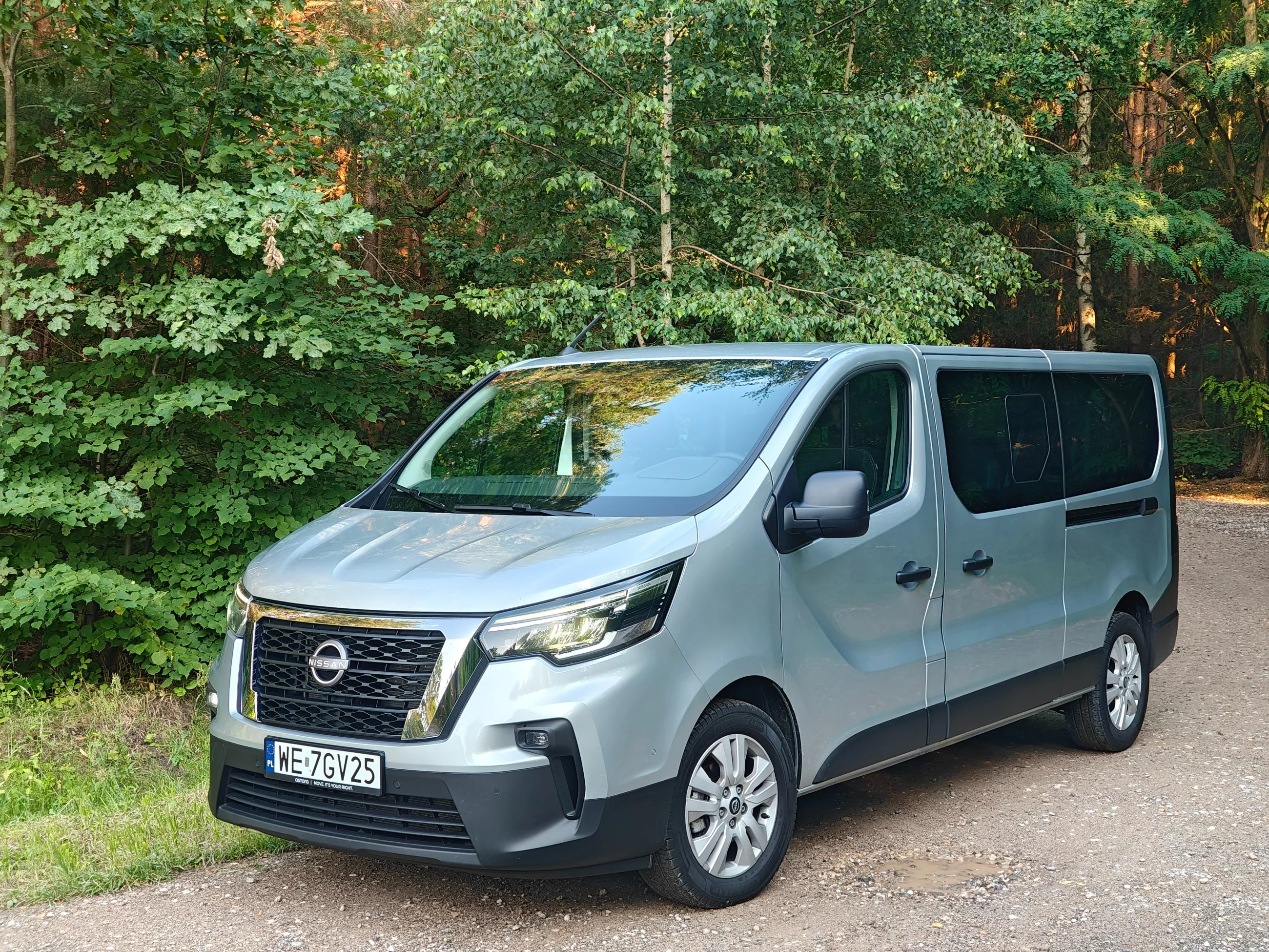 Nissan Primastar Combi