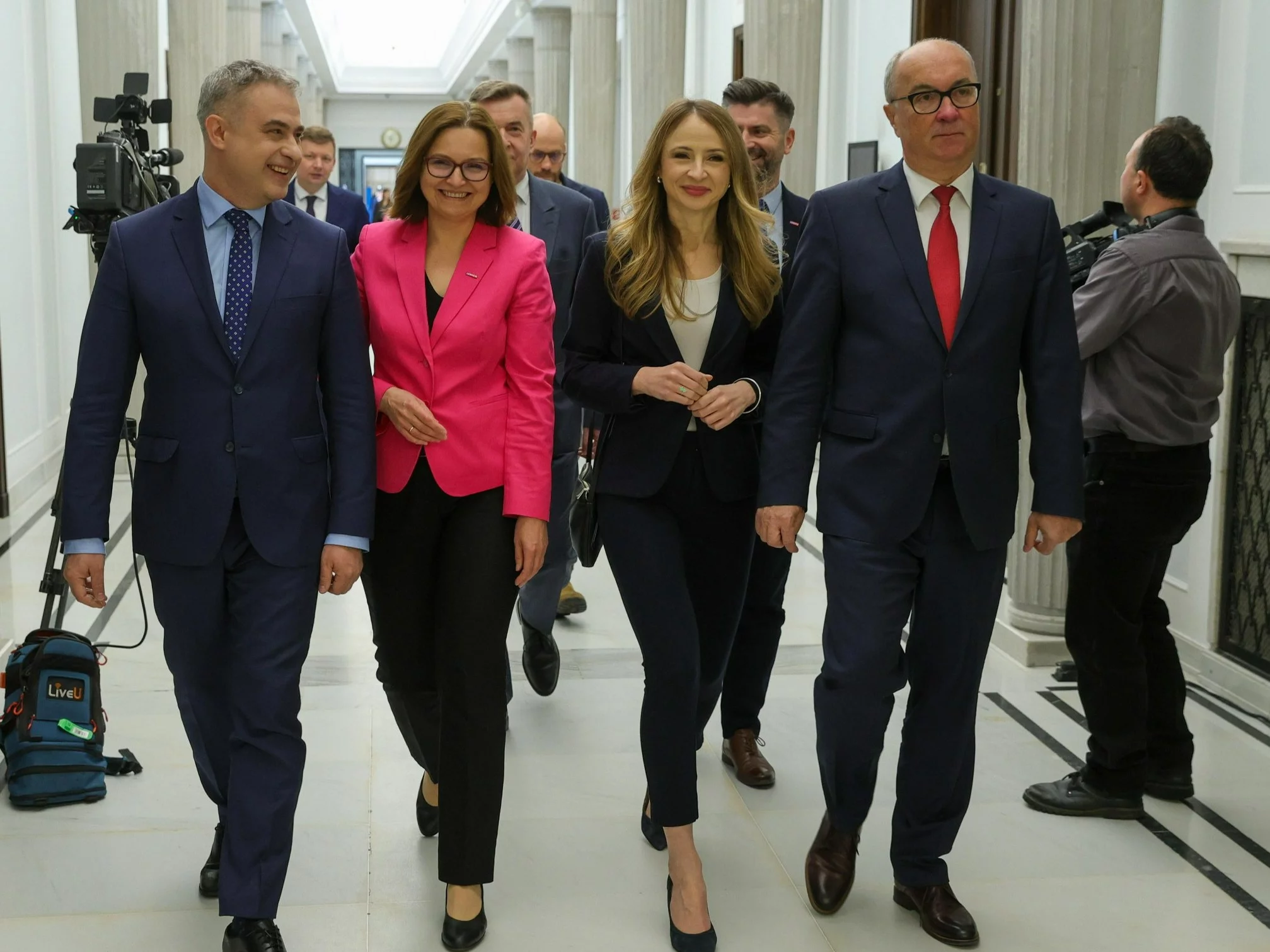 Od lewej: wicepremier, minister cyfryzacji Krzysztof Gawkowski, podsekretarz stanu w Ministerstwie Klimatu i Środowiska Anita Sowińska, minister rodziny, pracy i polityki społecznej Agnieszka Dziemianowicz-Bąk i wicemarszałek Sejmu Włodzimierz Czarzasty