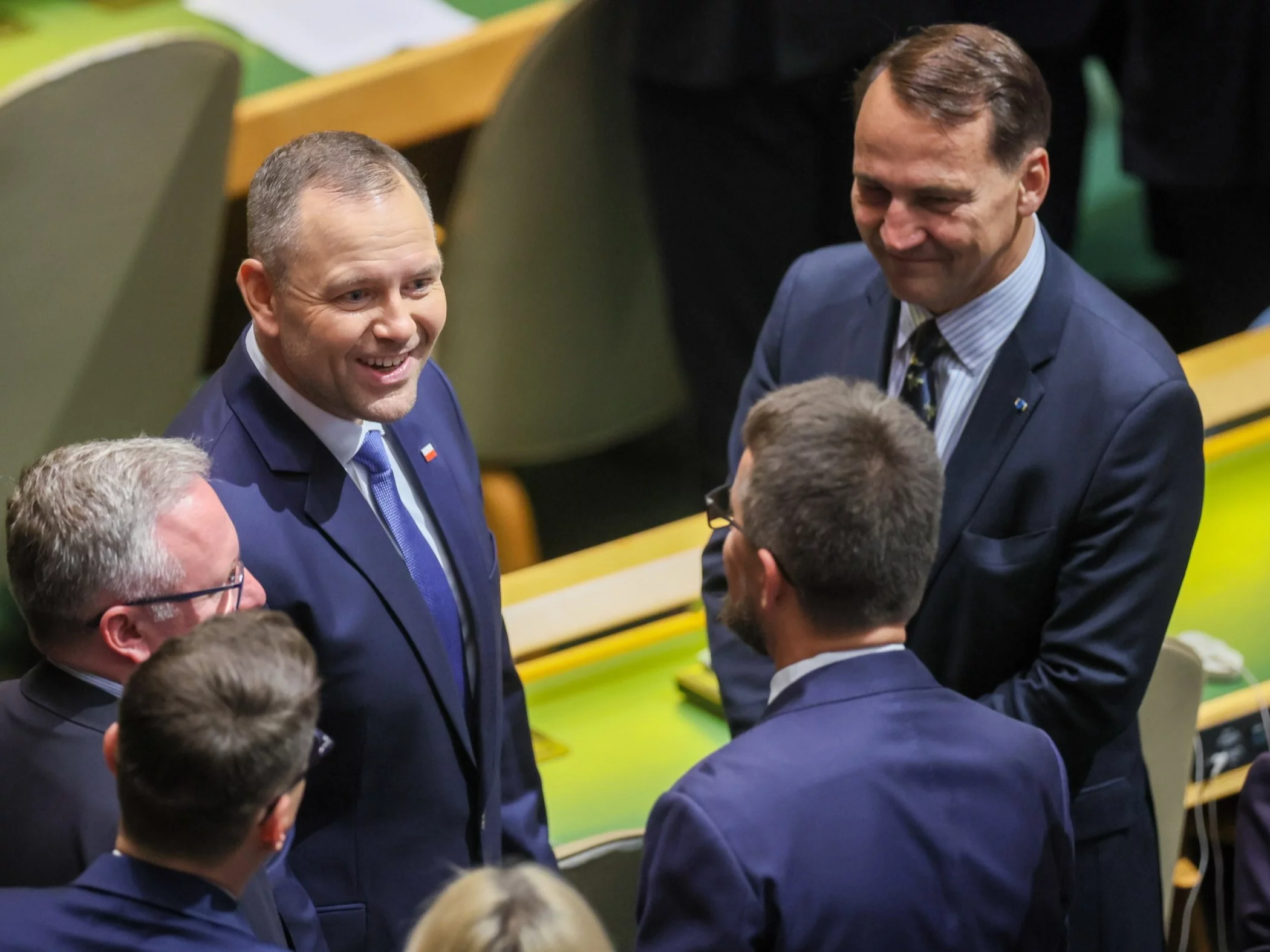 "To jest niebezpieczne". Sikorski zapowiada list do Nawrockiego