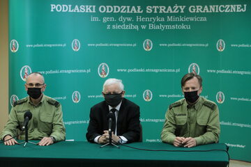 Tomasz Praga, Jarosław Kaczyński, Andrzej Jakubaszek. Konferencja prasowa