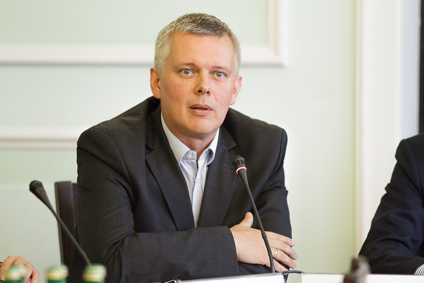 Siemoniak: Wypowiedź Grodzkie to nie program PO. Nie chcemy likwidować szpitali - Vimarsana News