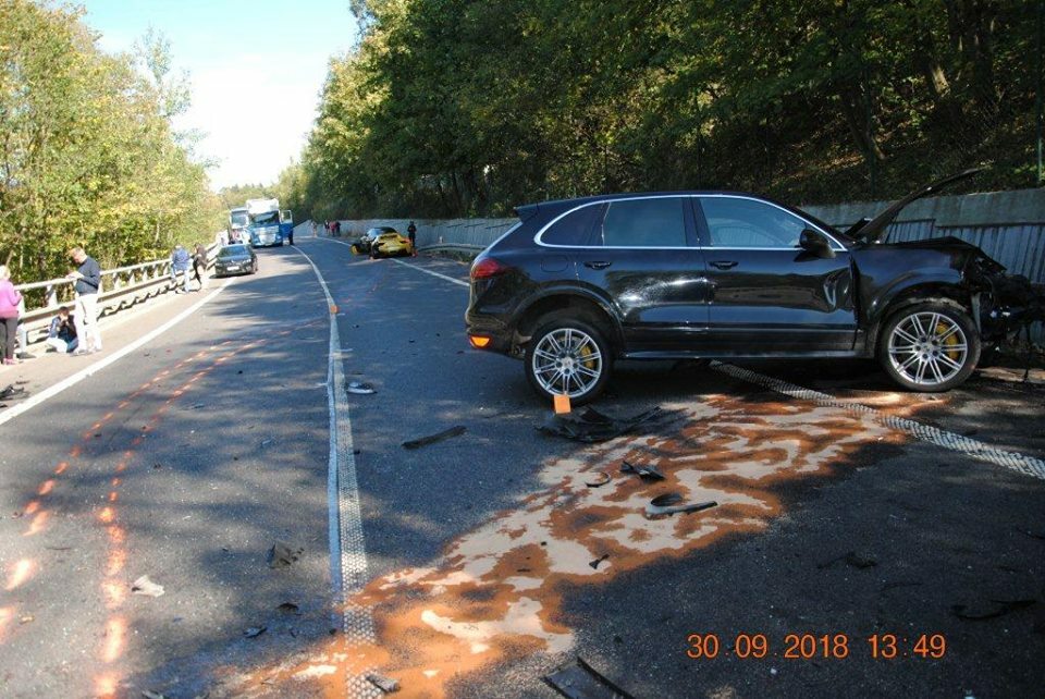 Tragiczny rajd po słowackich drogach. Kierowca porsche