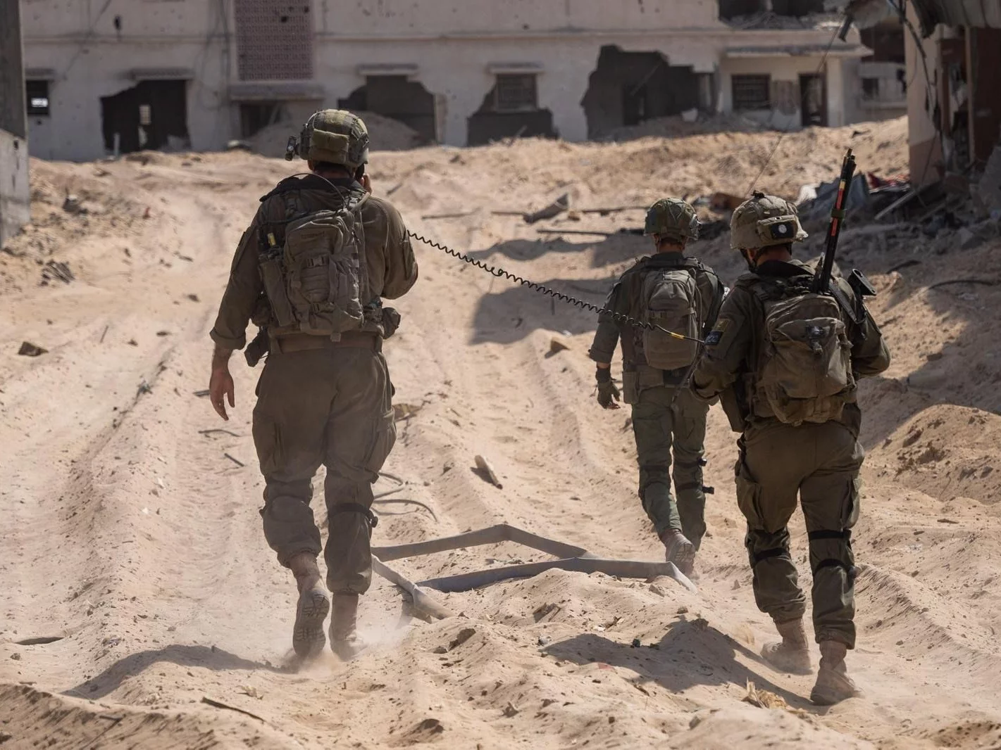 "Izrael zgodził się na pierwszy etap wycofania sił". Trump pokazuje mapę