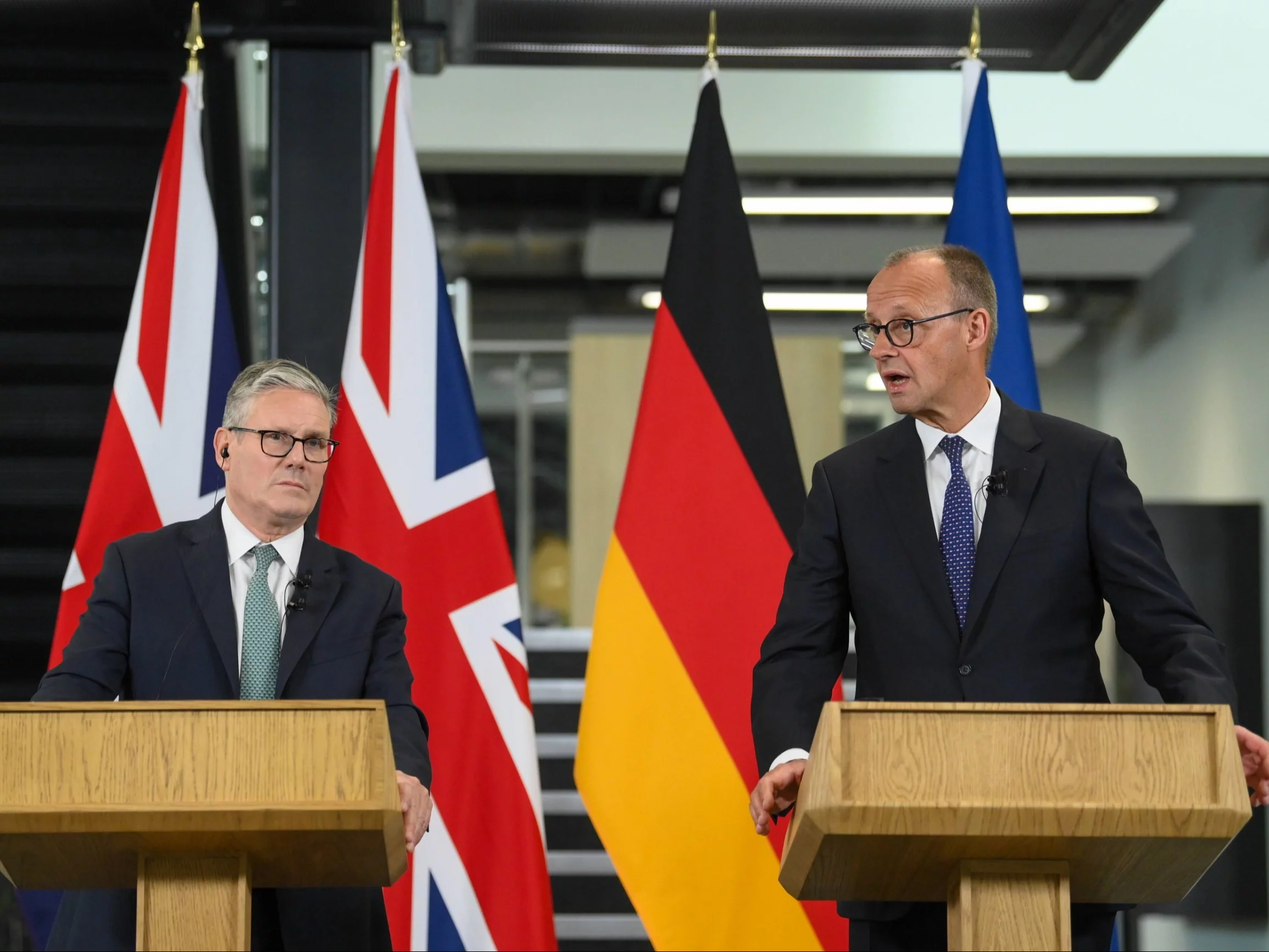 Parafianowicz: Starmer, Merz, Macron, tak, są twardzi. Na koszt Ukrainy