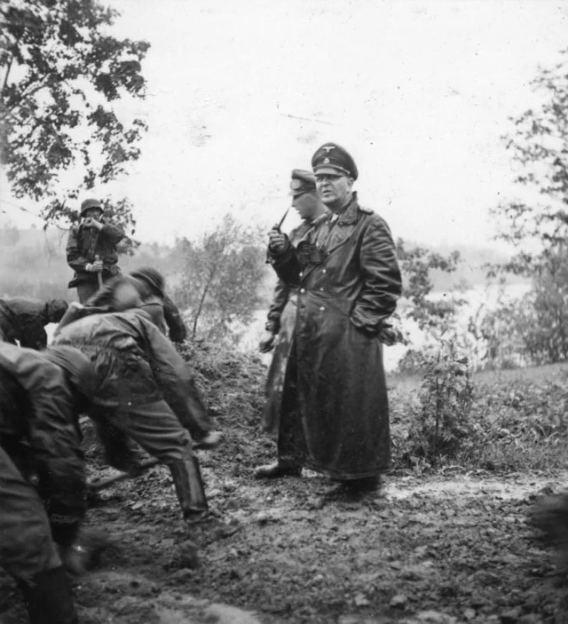 Żołnierze Dywizji „Totenkopf“ w czasie walk w ZSRS. Okolice Demjańska, 23 września 1941 roku