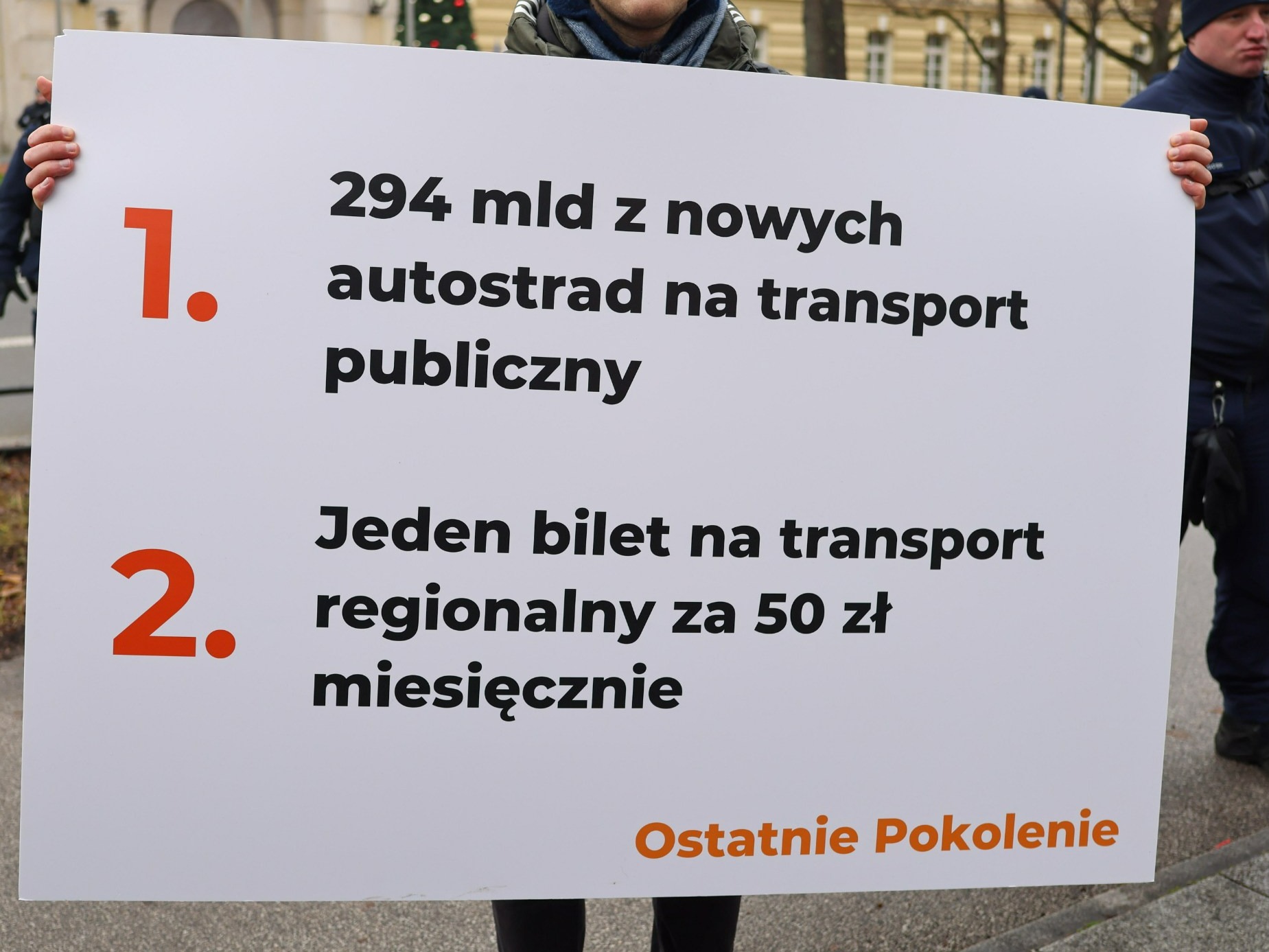 Ostatnie Pokolenie ogłasza sukces. "Wynegocjowaliśmy spotkanie z Trzaskowskim"