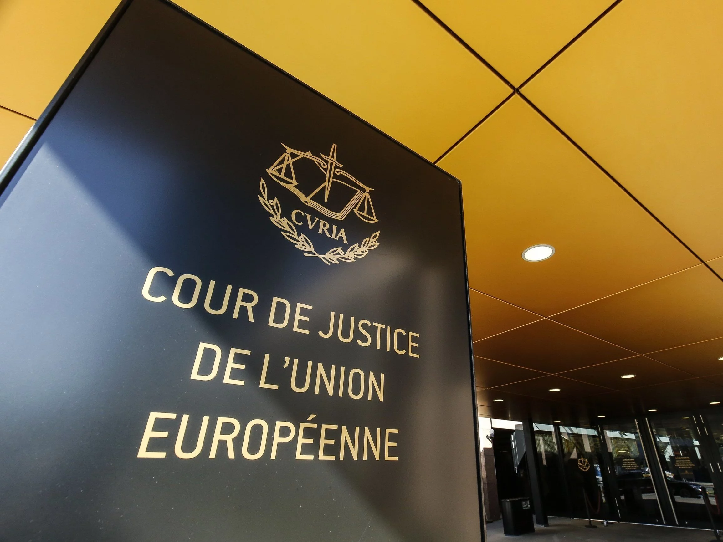 TSUE żąda uznawania „homomałżeństw” w Polsce. Co oznacza dla nas wyrok?