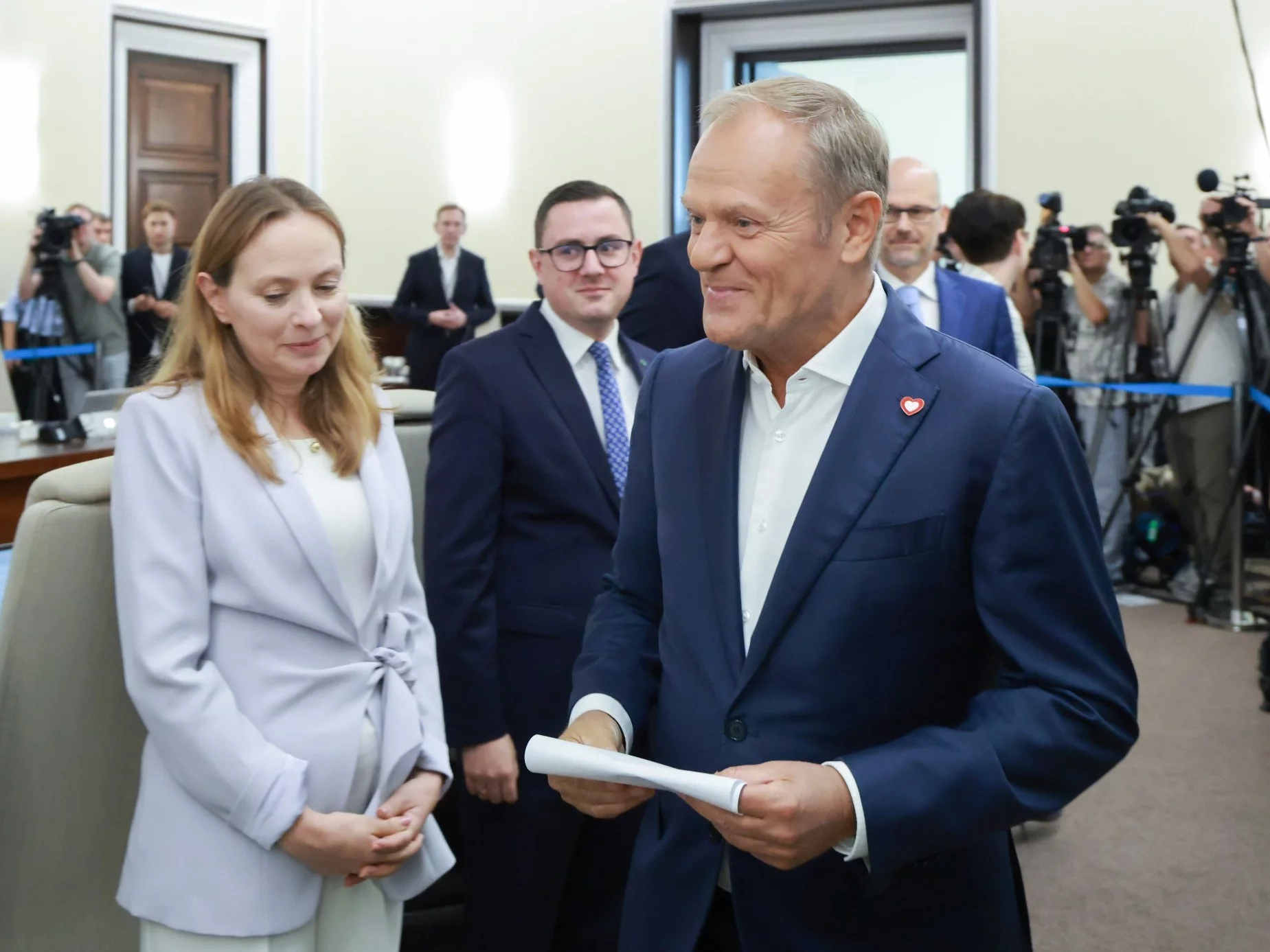 Premier Donald Tusk i minister Katarzyna Pełczyńska-Nałęcz podczas posiedzenia rządu