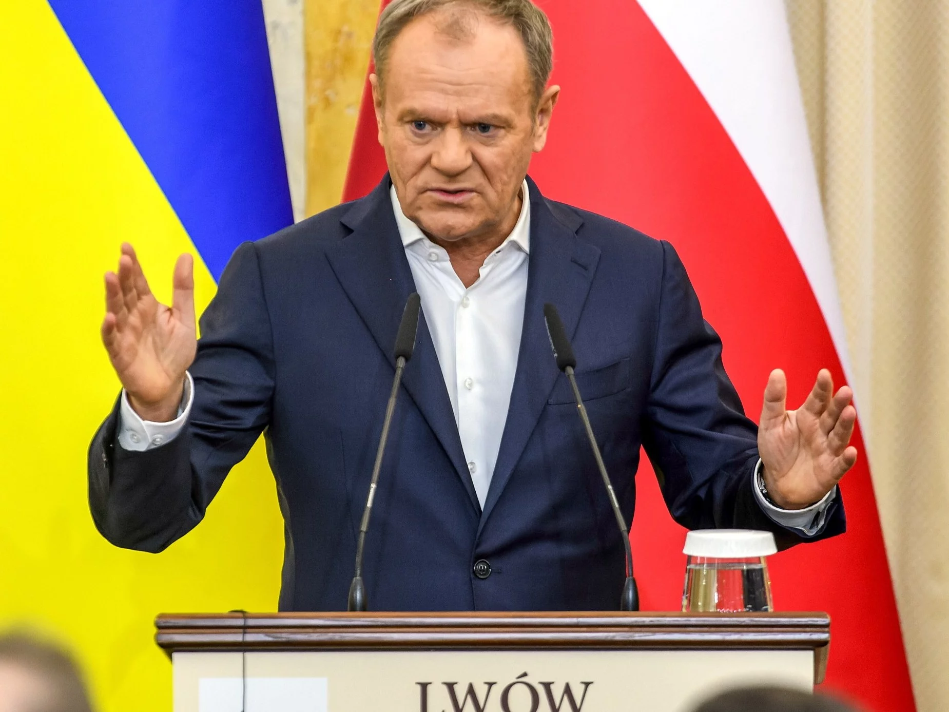 Premier Donald Tusk przemawia we Lwowie