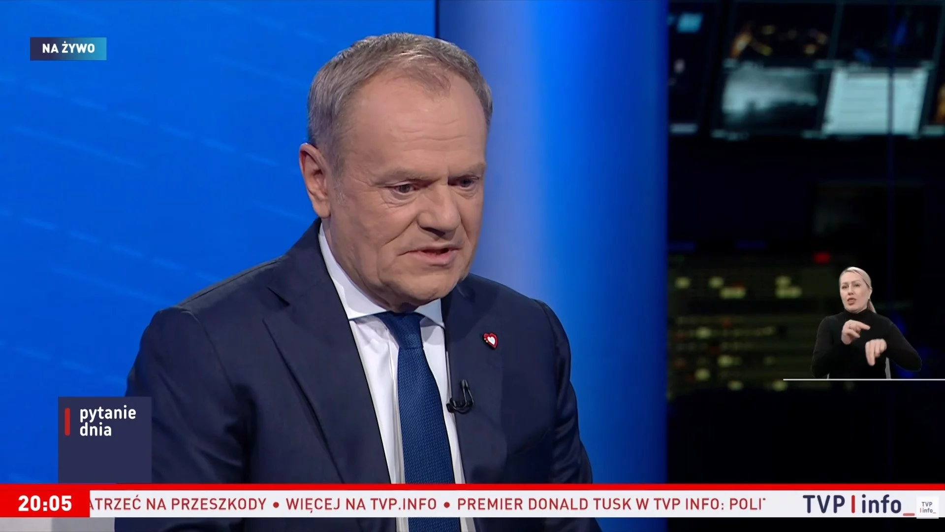 Premier Donald Tusk w TVP Info