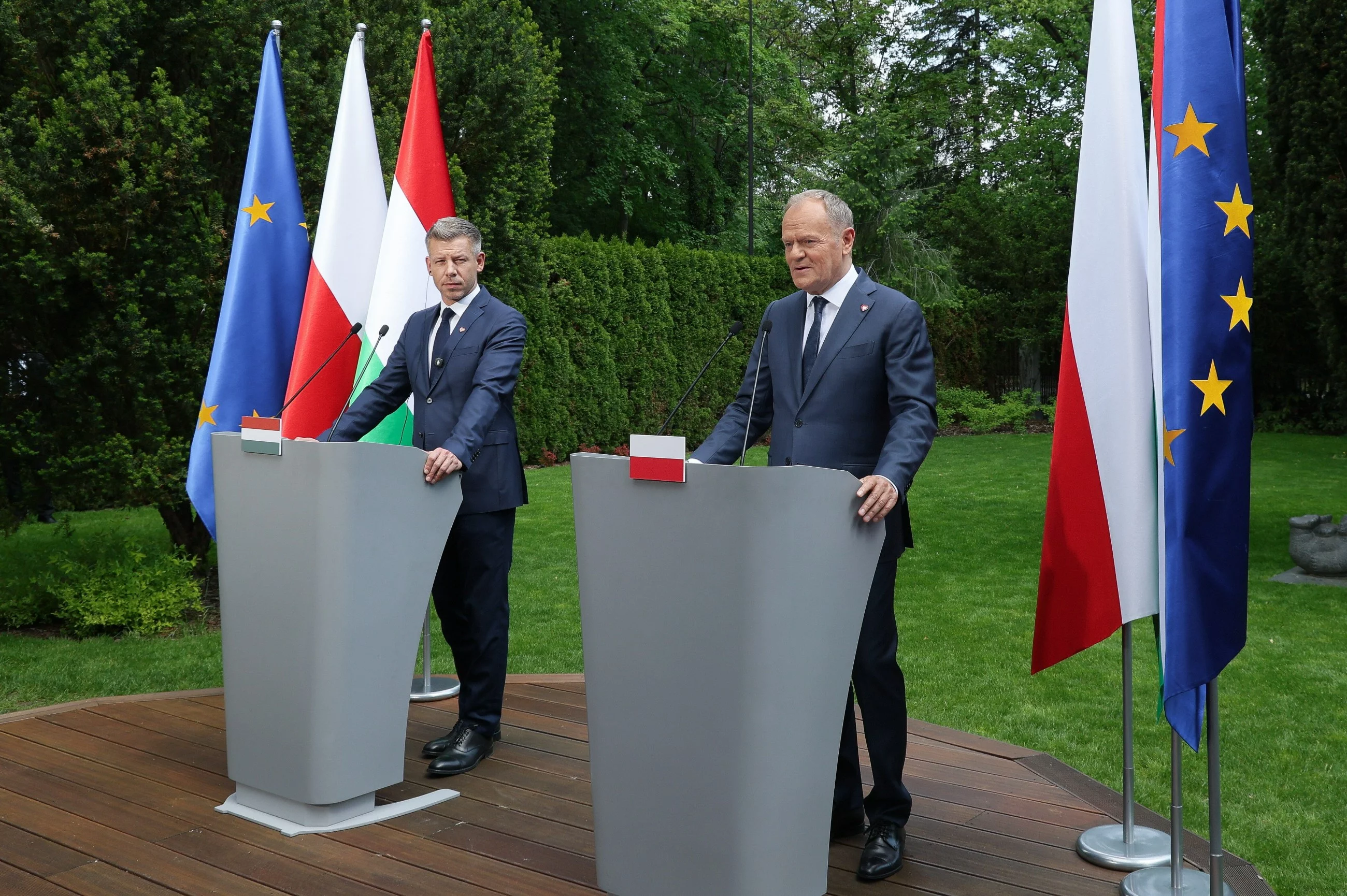Donald Tusk spotkał się z Peterem Magyarem