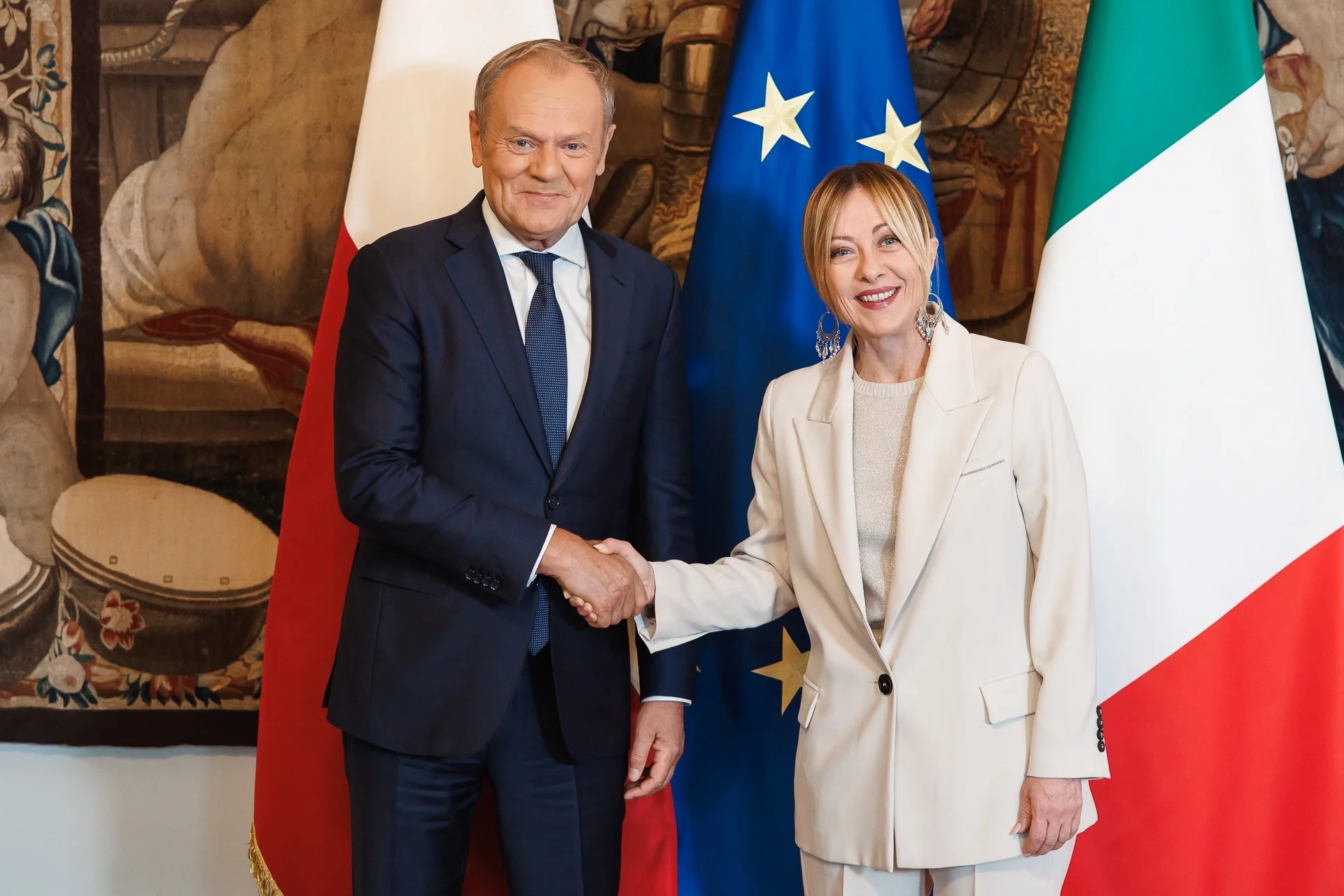 Premier Donald Tusk i premier Włoch Giorgia Meloni