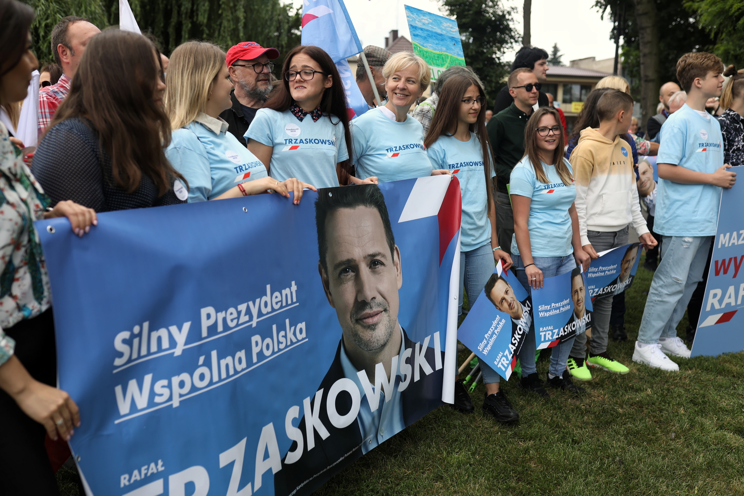 Zwolennicy Rafała Trzaskowskiego