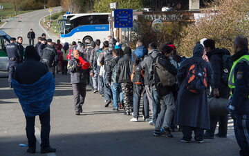 Uchodźcy na granicy Austrii i Niemiec