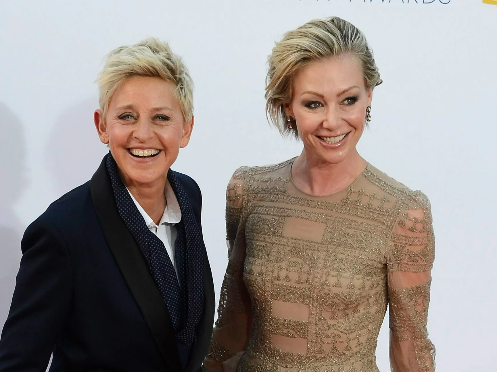 Ellen DeGeneres i jej „żona” Portia de Rossi
postanowiły wyjechać z USA po zwycięstwie
Donalda Trumpa