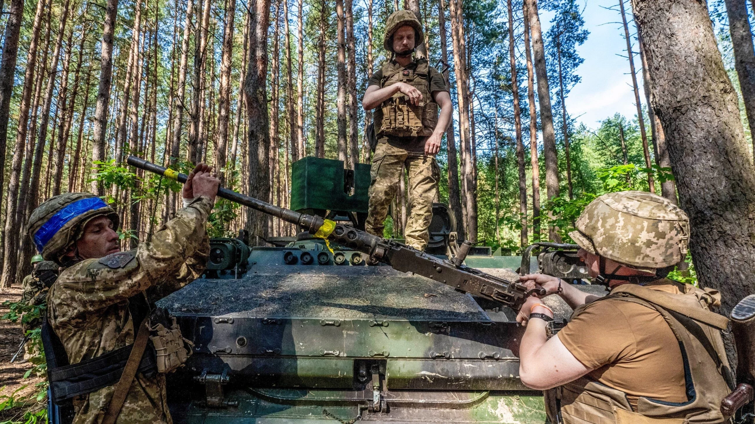 Ukraińscy żołnierze podczas wojny z Rosją. Zdj. ilustracyjne