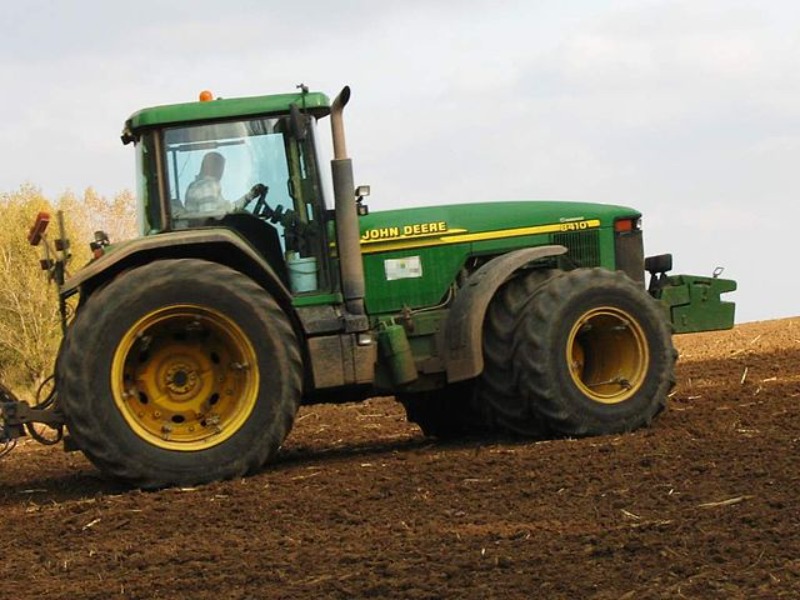 Ciągnik John Deere, zdjęcie ilustracyjne