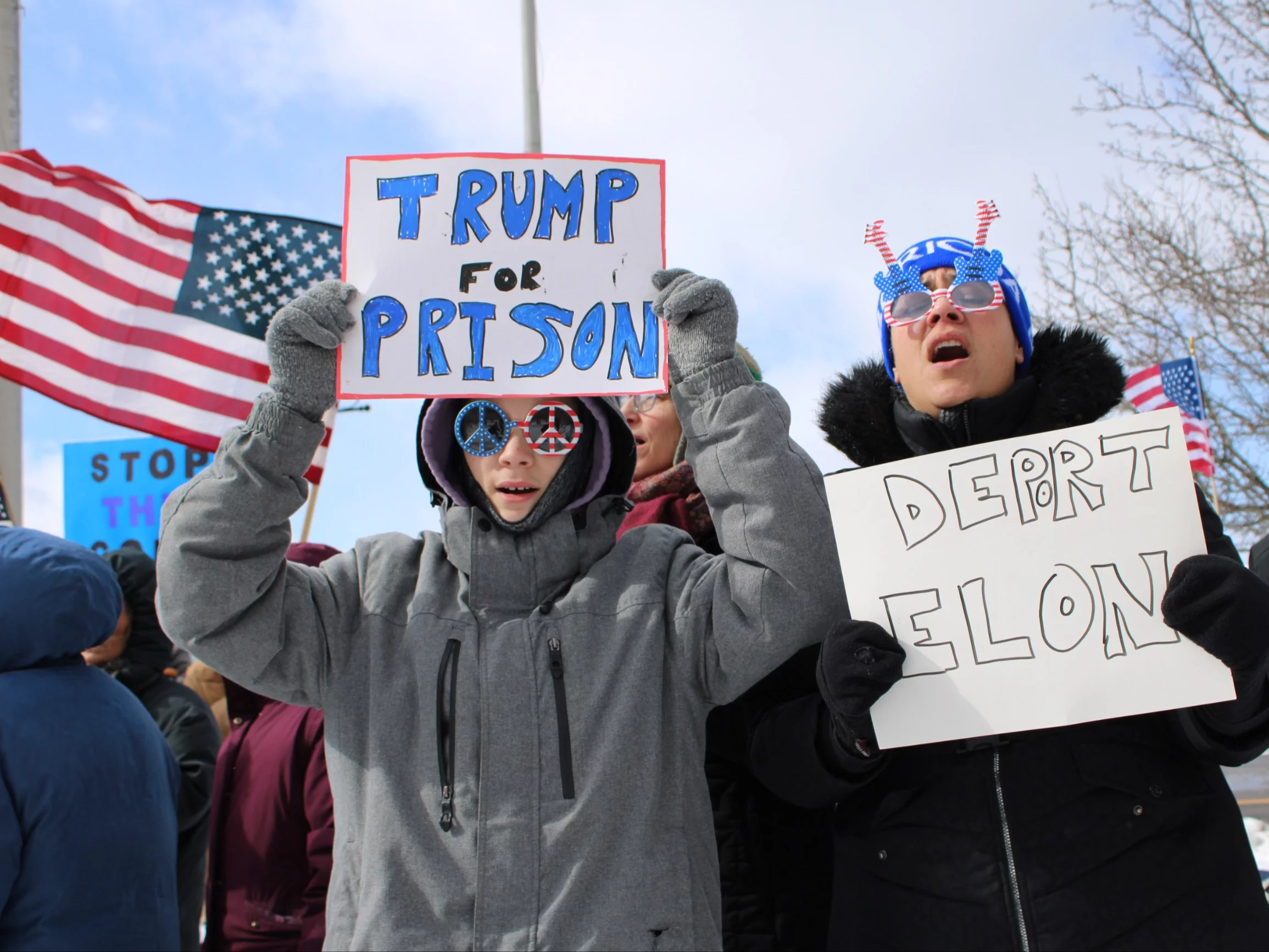Przeciwnicy Donald Trumpa podczas protestu w USA