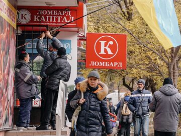 Ulica w Chersoniu po wyzwoleniu miasta z okupacji Rosji.