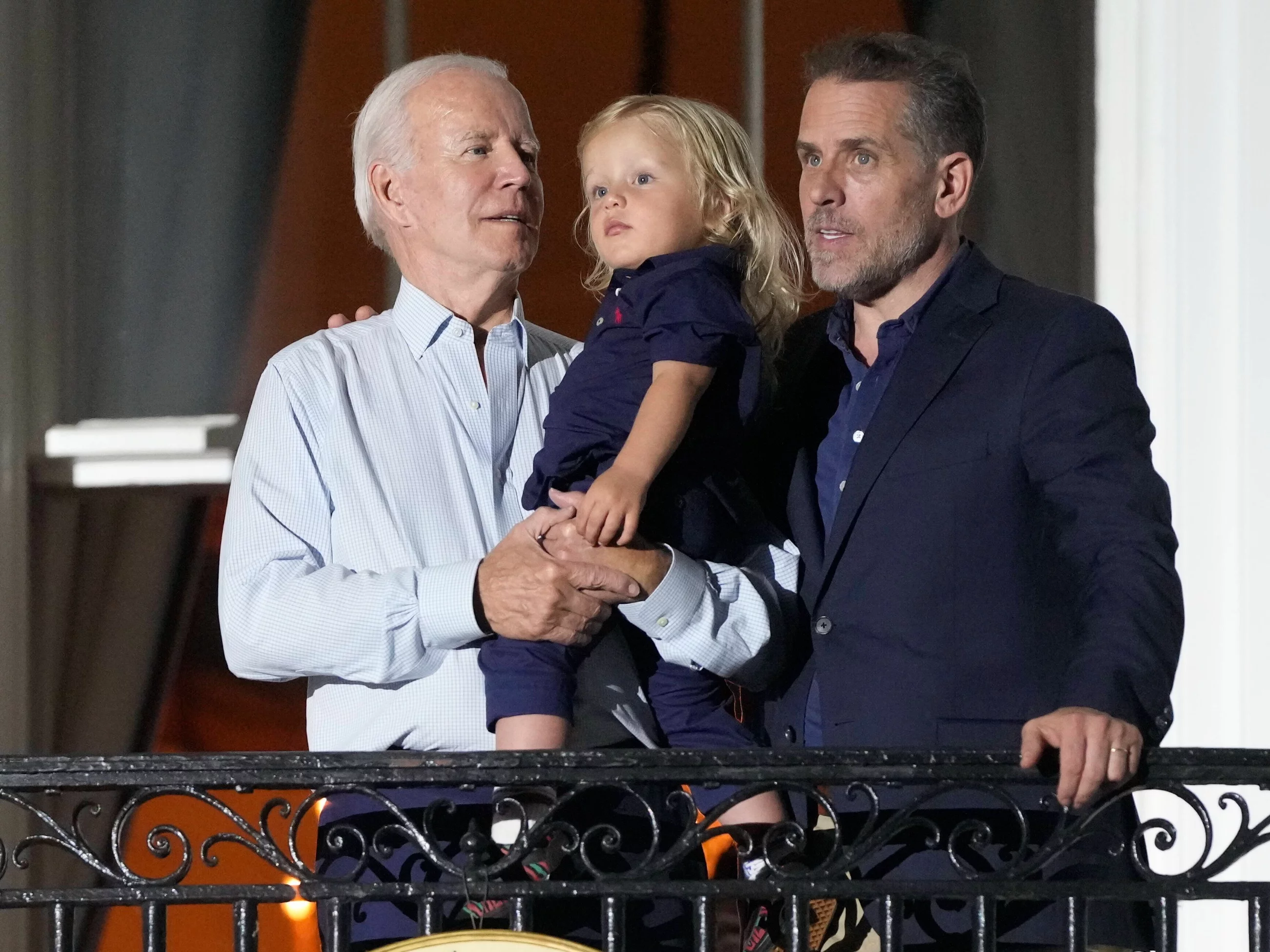 Prezydent Joe Biden z synem Hunterem i wnukiem Beau