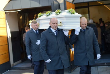 Uroczystości pogrzebowe ofiar tragicznego wypadku w Bukowinie Tatrzańskiej - msza święta pogrzebowa w Parafii Imienia Najświętszej Maryi Panny w Warszawie-Międzylesiu.