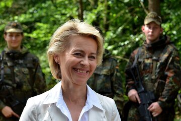 Ursula von der Leyen, minister obrony Niemiec