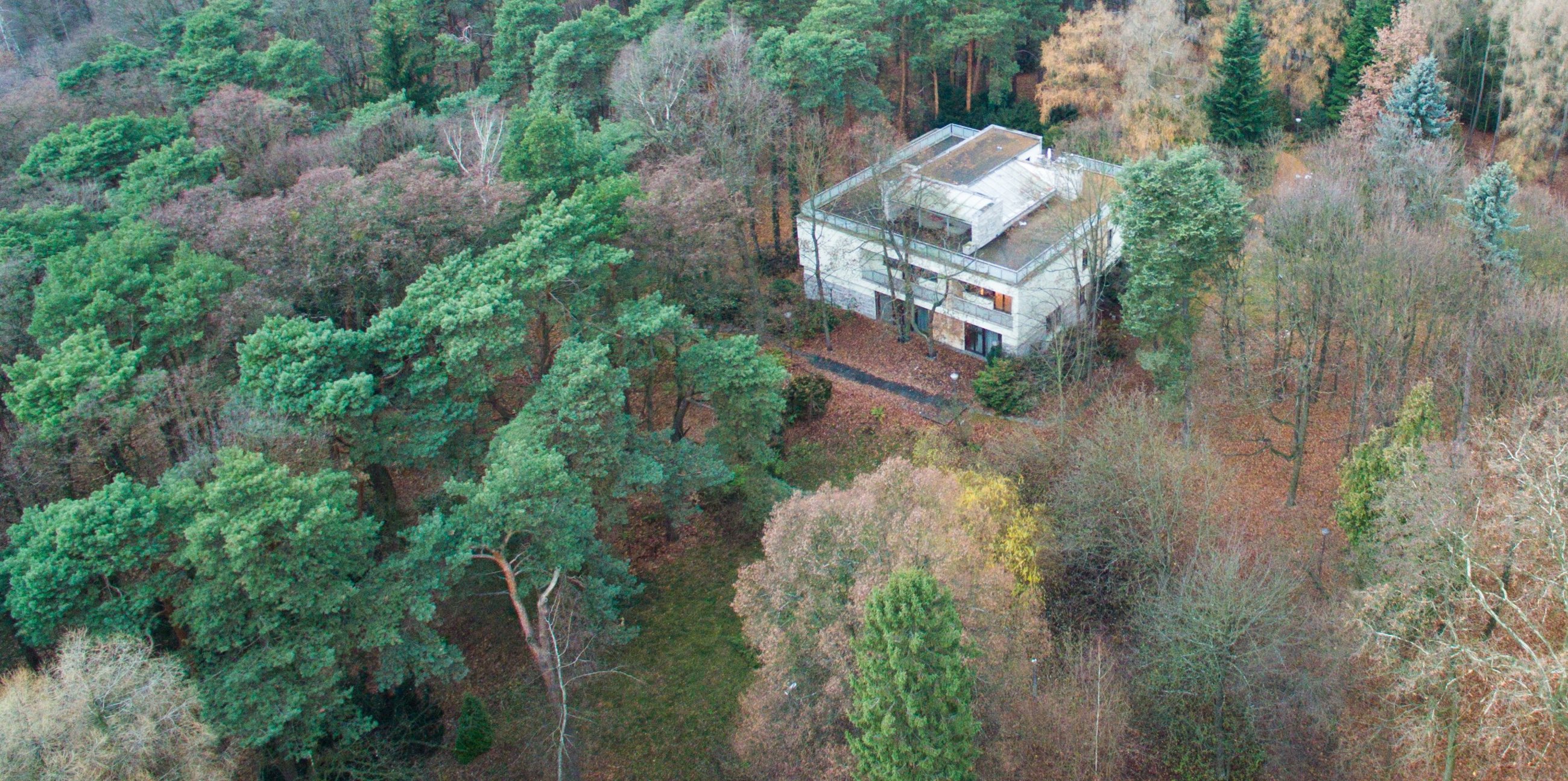 Widziana z lotu ptaka, rezydencja prezydencka w Klarysewie, dzielnicy Konstancina-Jeziorny pod Warszawą.