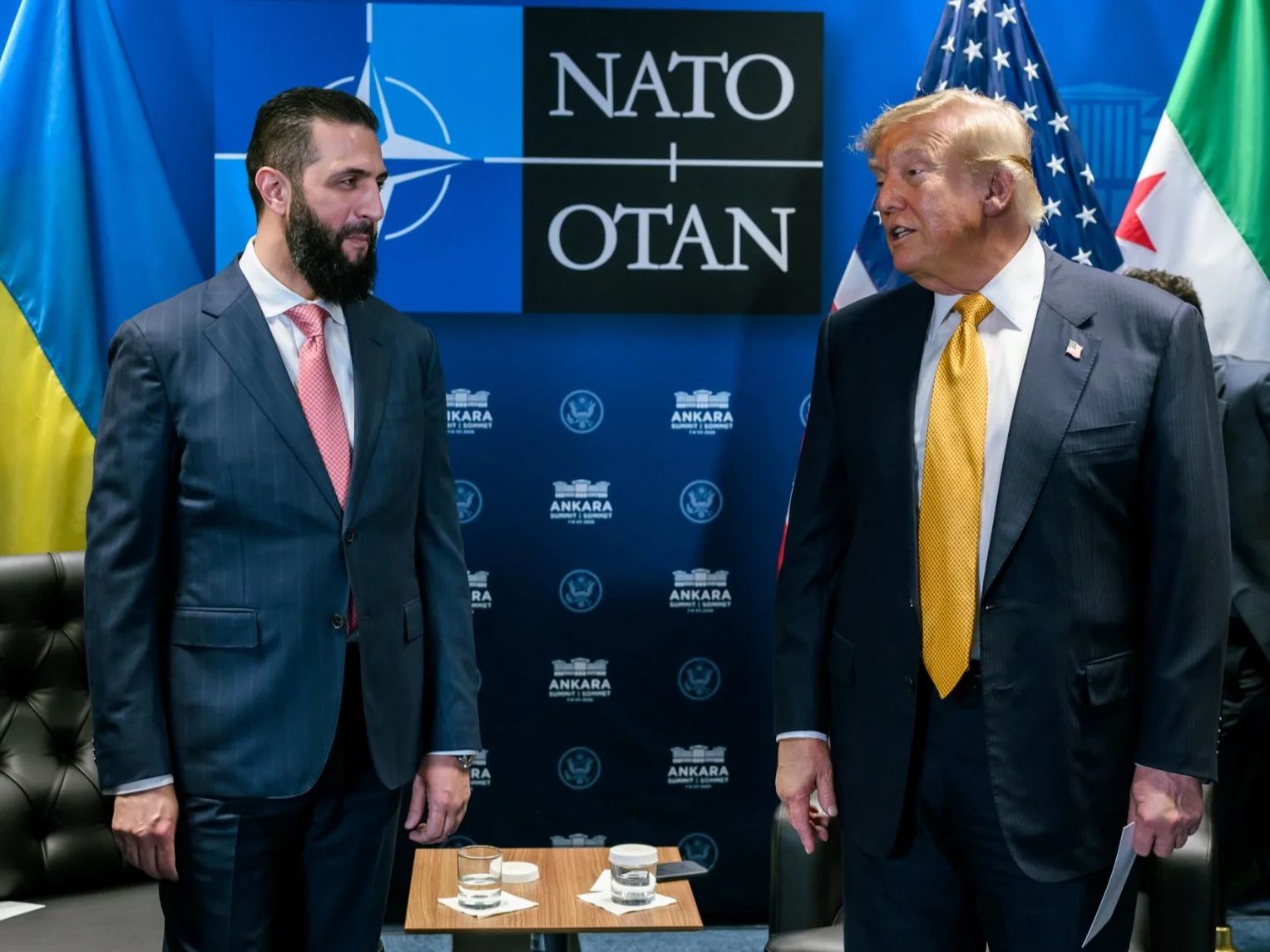 Prezydent Syrii Ahmed al-Szara i prezydent USA Donald Trump