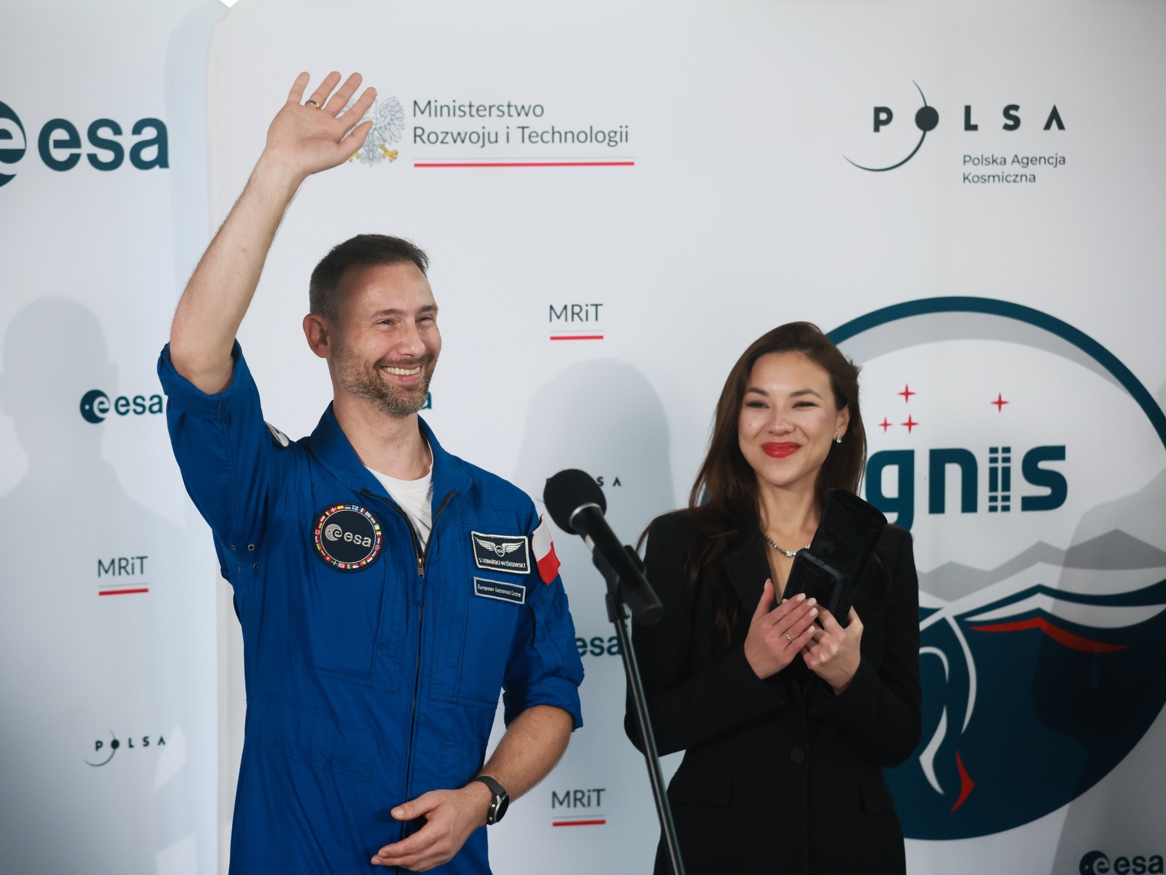 Polski astronauta, członek załogi misji Axiom-4 dr Sławosz Uznański-Wiśniewski oraz jego małżonka Aleksandra Uznańska-Wiśniewska