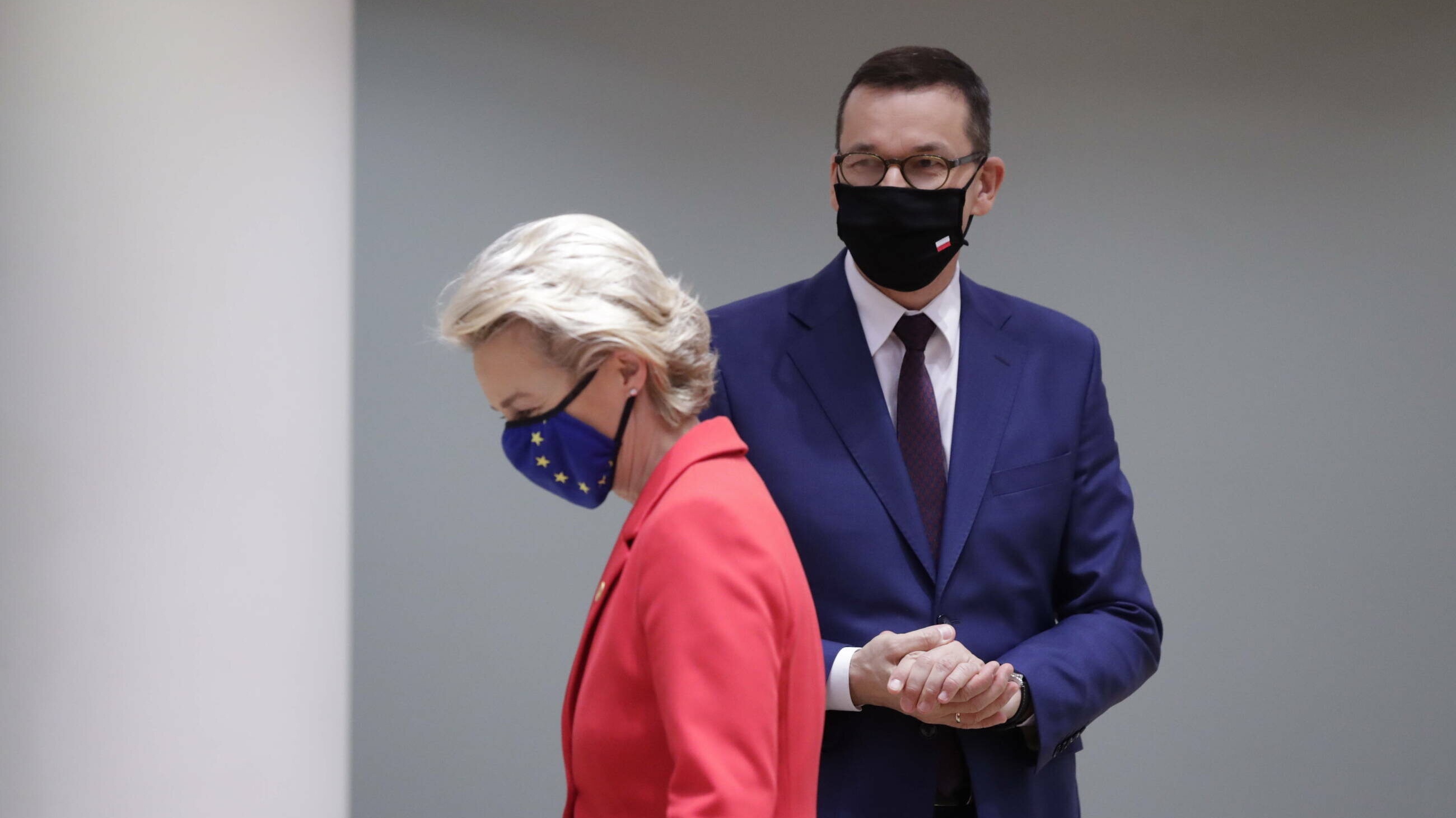 Szefowa KE Ursula von der Leyen i premier Mateusz Morawiecki