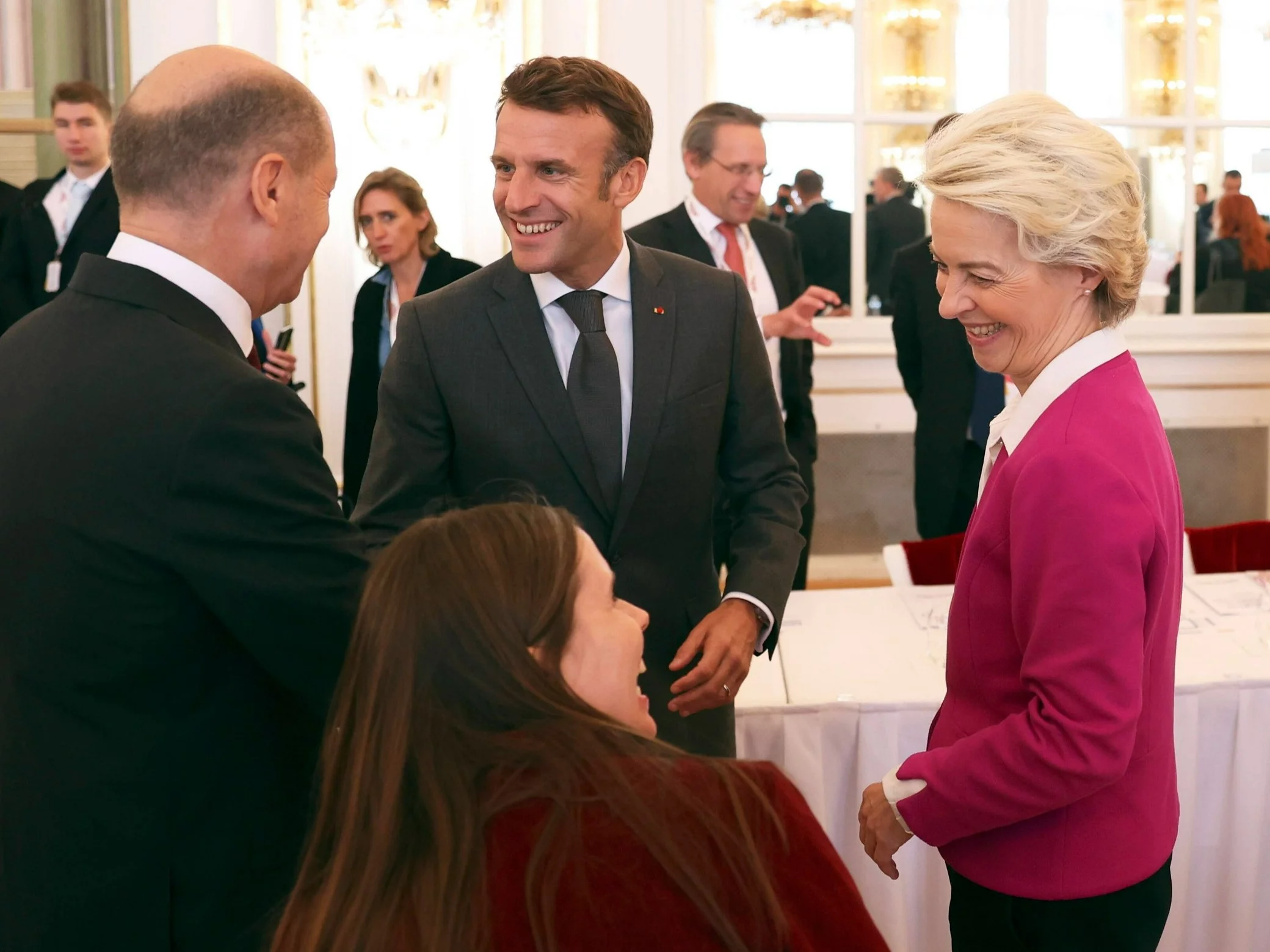 Olaf Scholz, Emmanuel Macron i Ursula von der Leyen